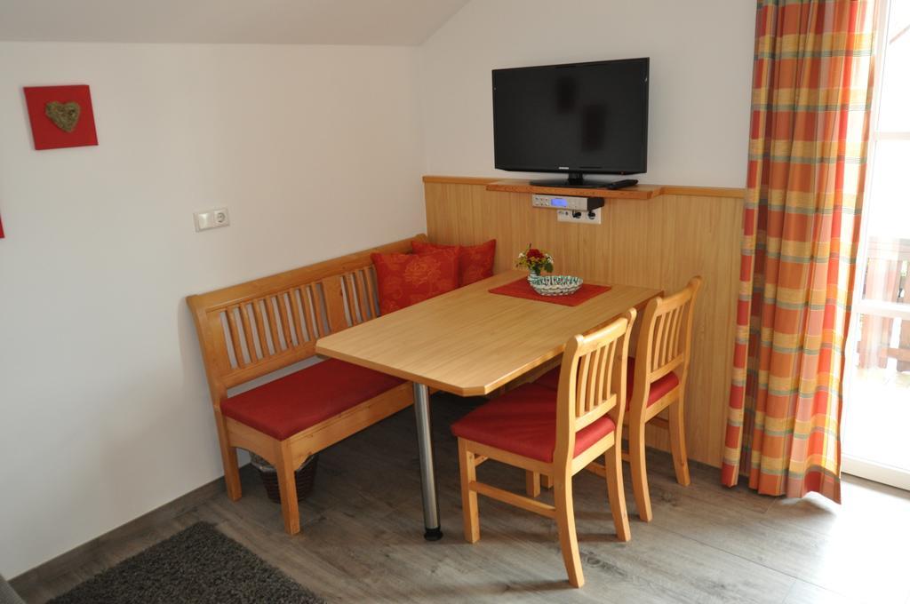Appartement Haus Schreilechner à Mariapfarr Chambre photo